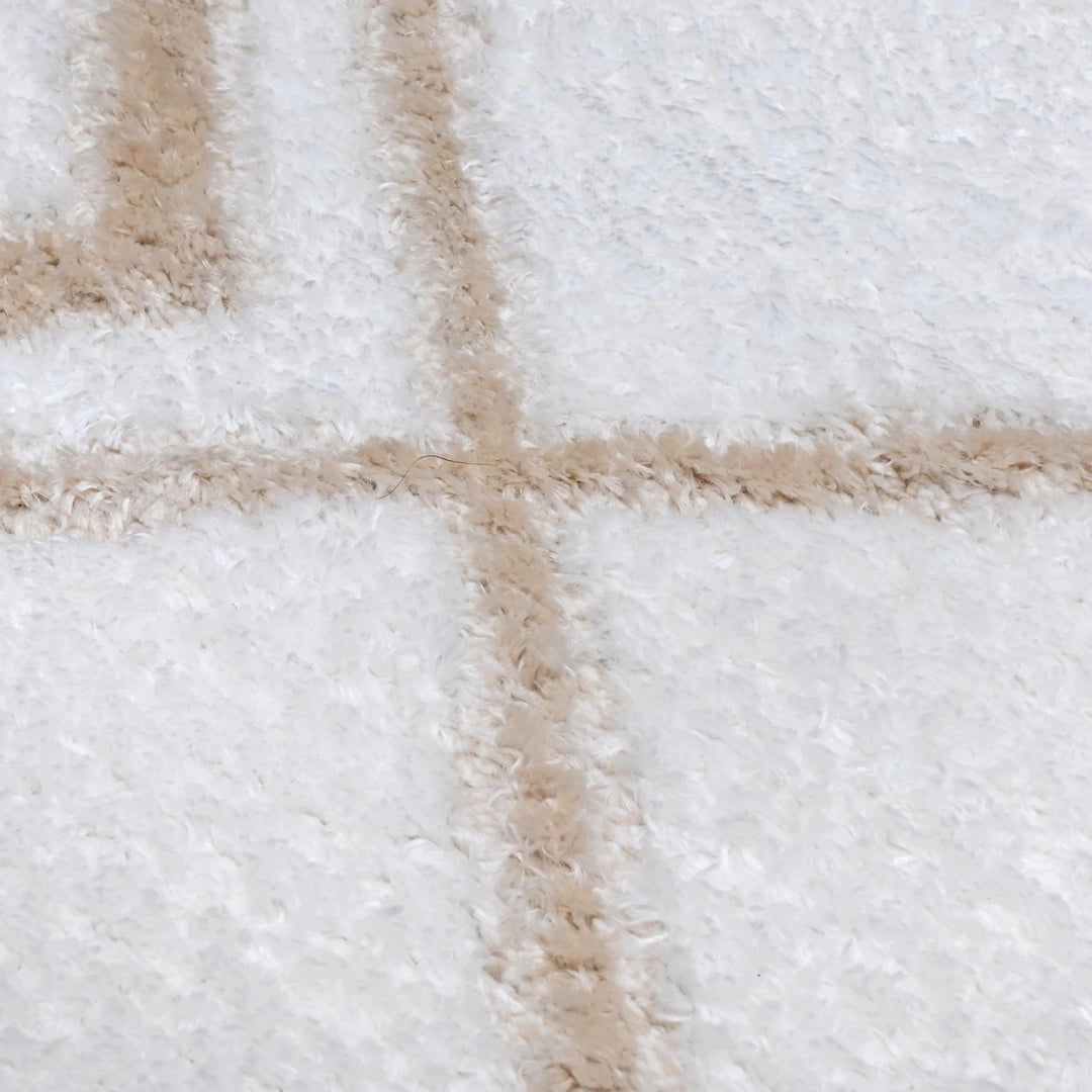 White & Beige Geometric Turkish Rug 5X8 ft