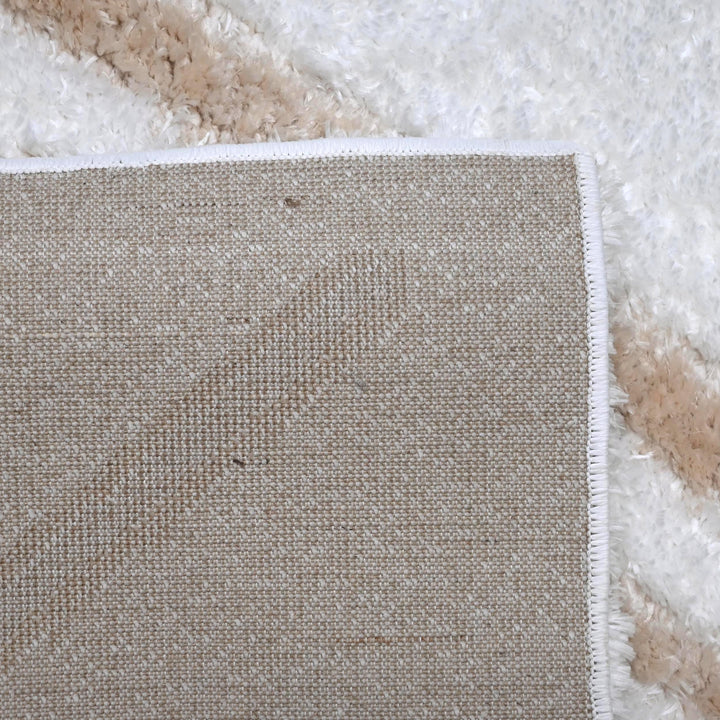 White & Beige Geometric Turkish Rug 5X8 ft