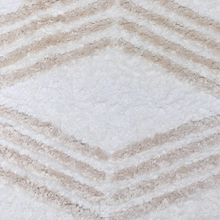 White & Beige Geometric Turkish Rug 5X8 ft