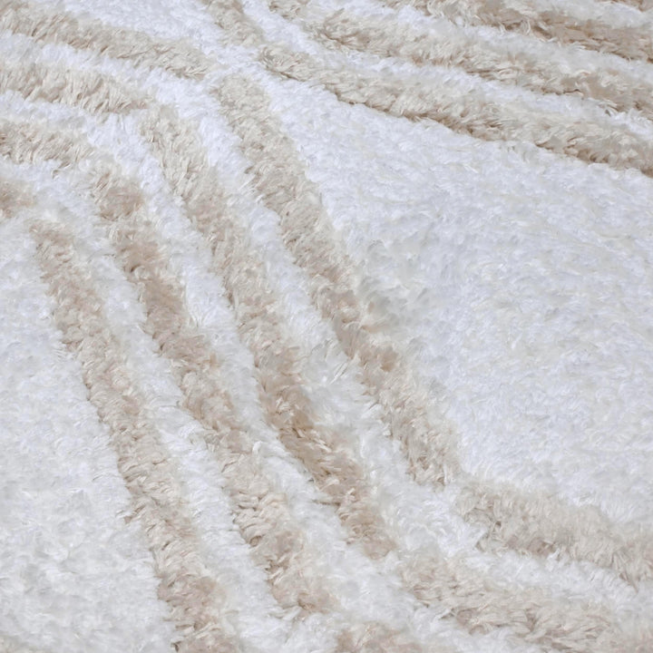 White & Beige Geometric Turkish Rug 5X8 ft