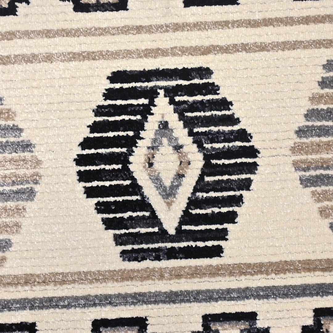 Black & Grey Geometric Turkish Rug 5X8 Ft