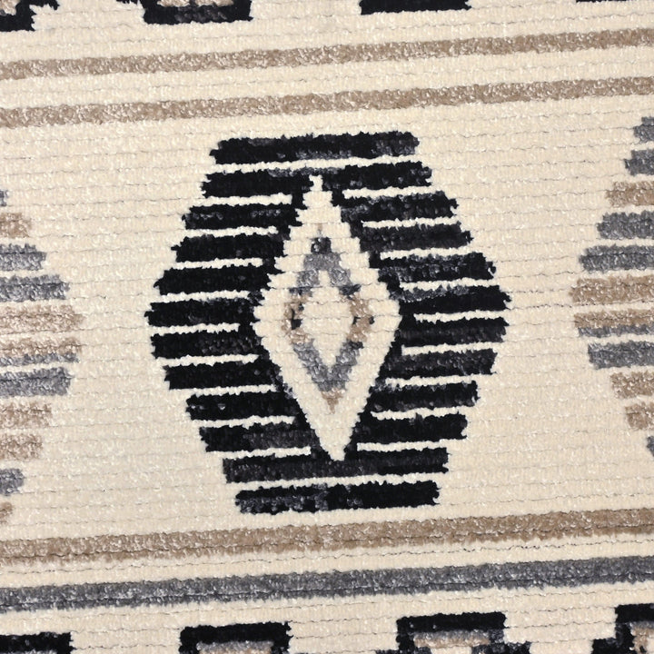 Black & Grey Geometric Turkish Rug 5X8 Ft