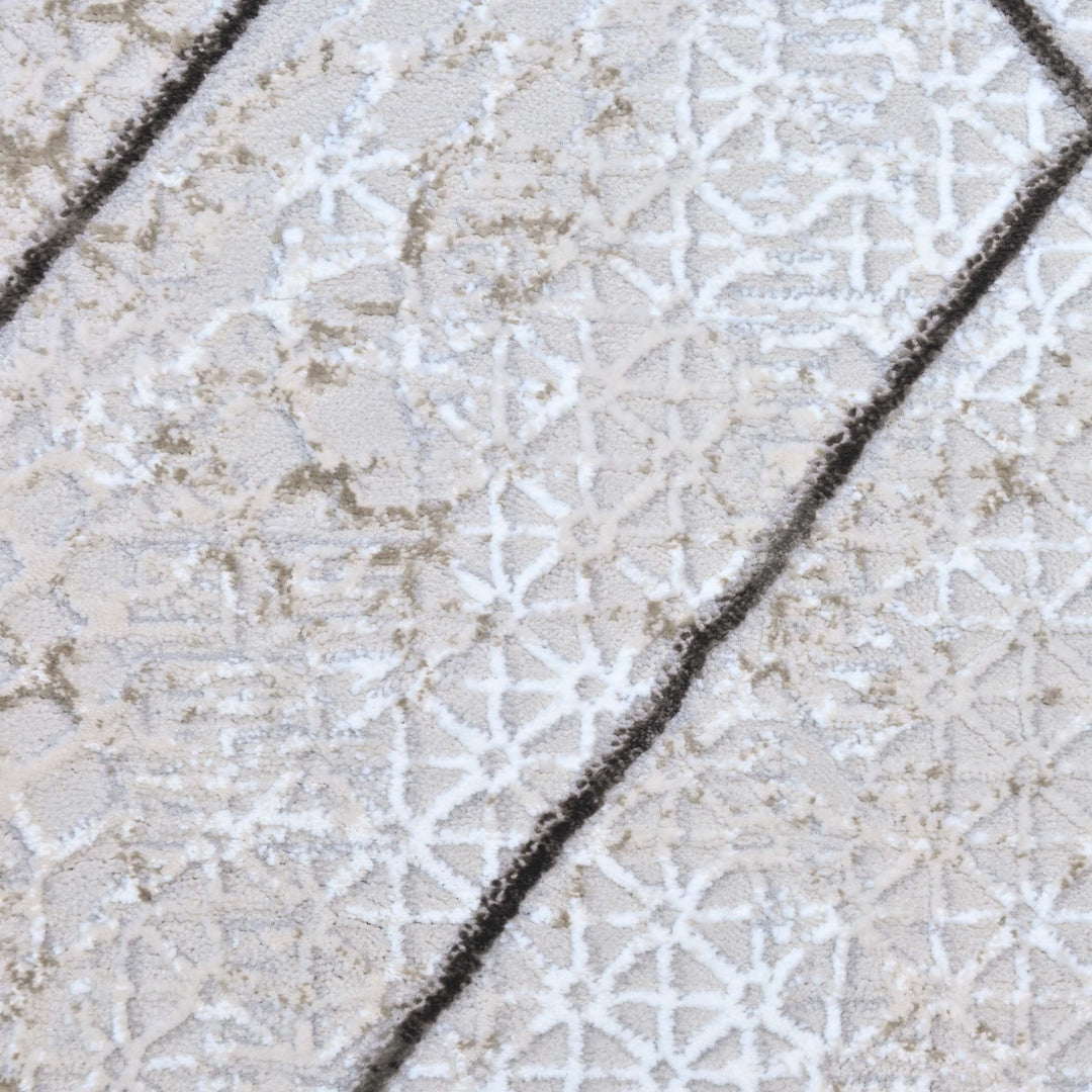 Diamond Trellis White Turkish Rug 5X8 FT