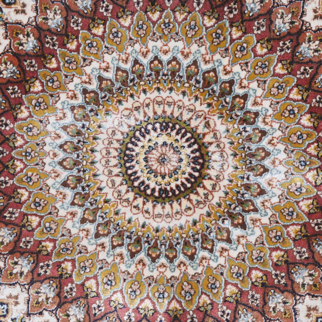 Supreme Fine Persian Silk Rug 5X7 Ft