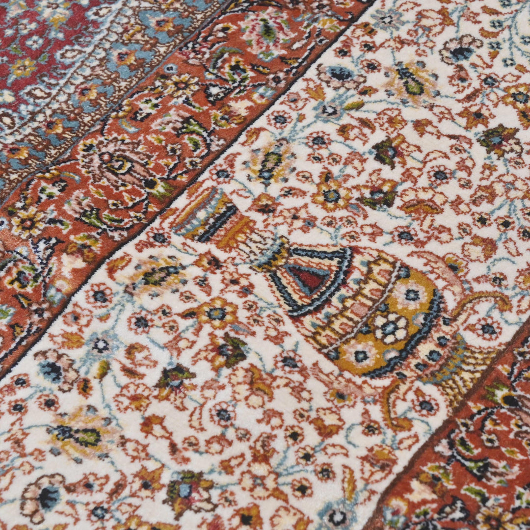 Supreme Fine Persian Silk Rug 5X7 Ft