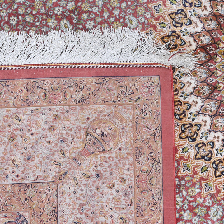 Supreme Fine Persian Silk Rug 5X7 Ft