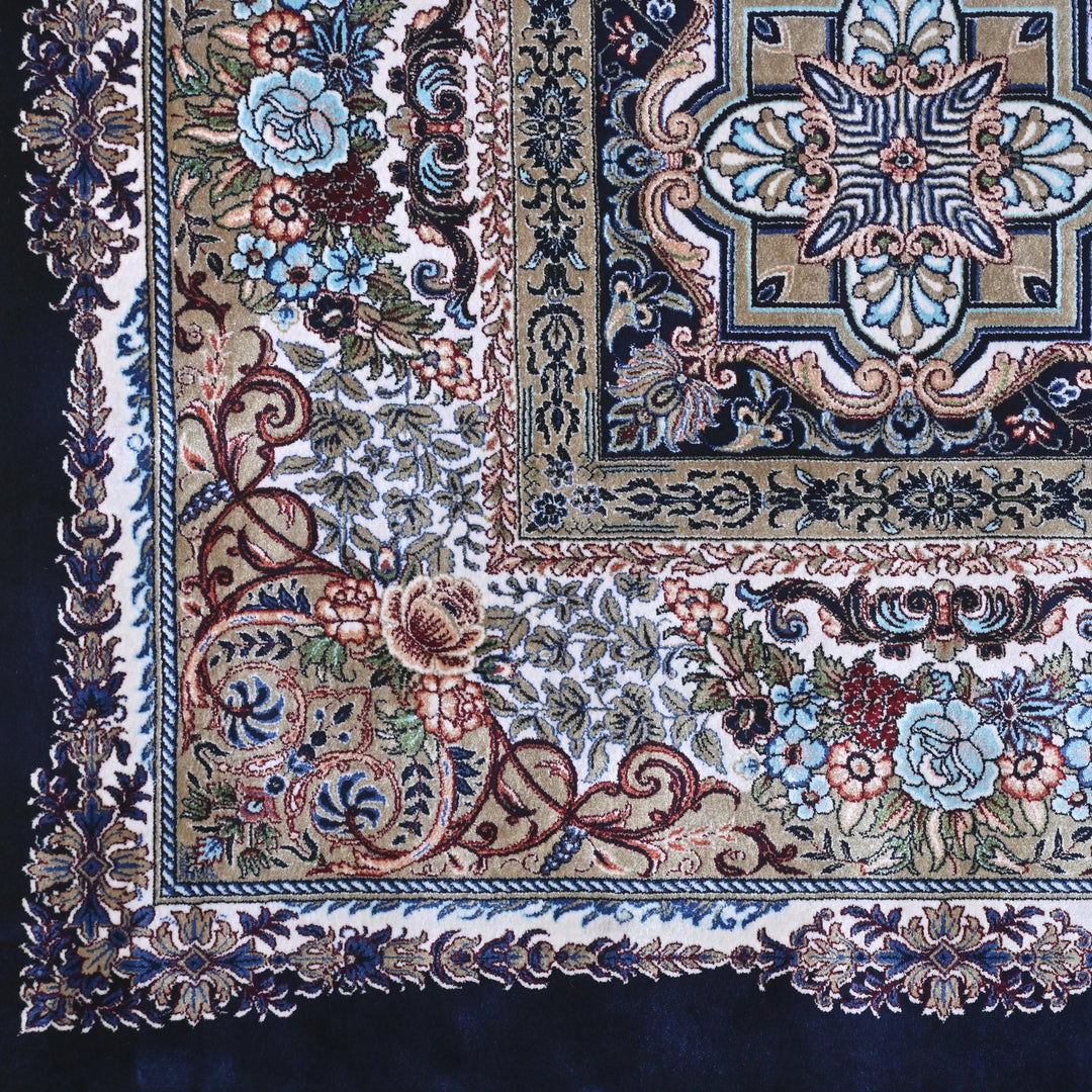 Supreme Fine Persian Silk Rug 5X7 Ft