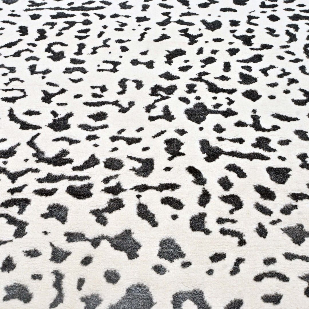 Grey Leopard Spot Turkish Rug 5X8 FT
