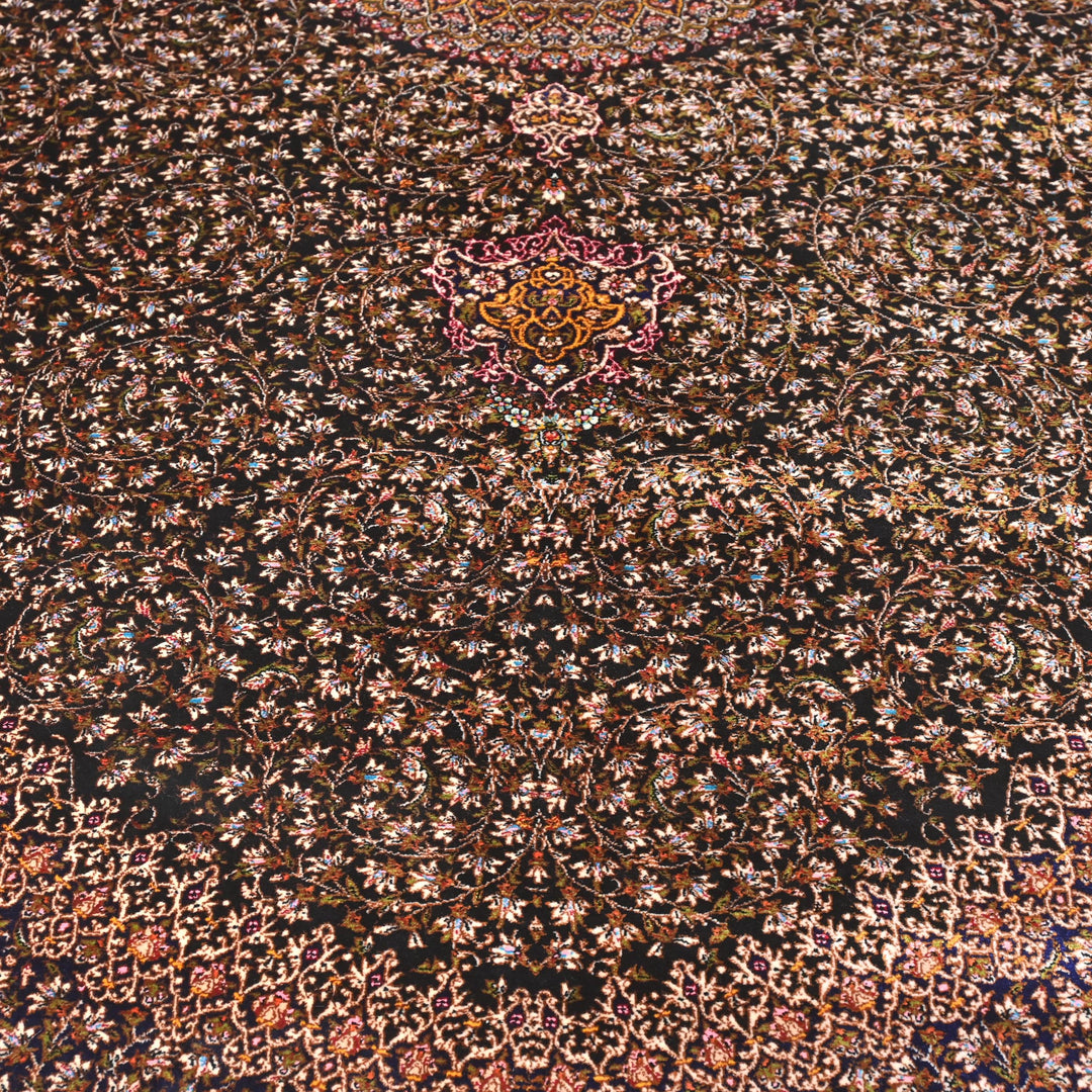 Supreme Fine Persian Silk Rug 4X6 Ft