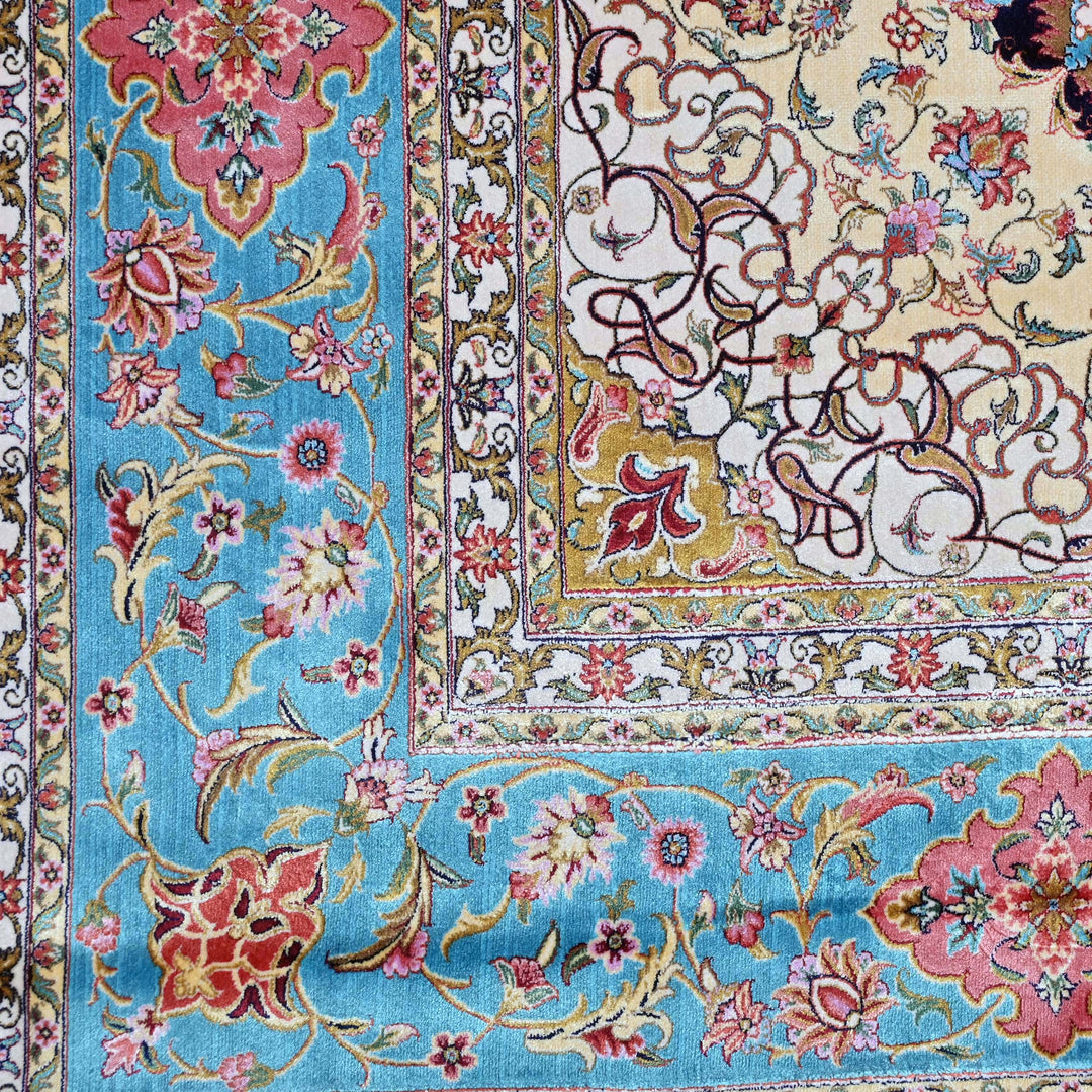 Supreme Fine Persian Silk Rug 5X8 Ft