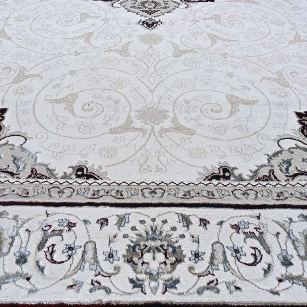 Warm Ivory & Cream Turkish Rug 7x10 ft
