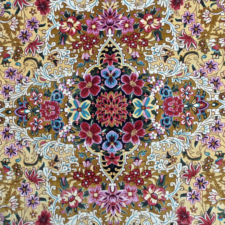 Supreme Fine Persian Silk Rug 7x10 Ft