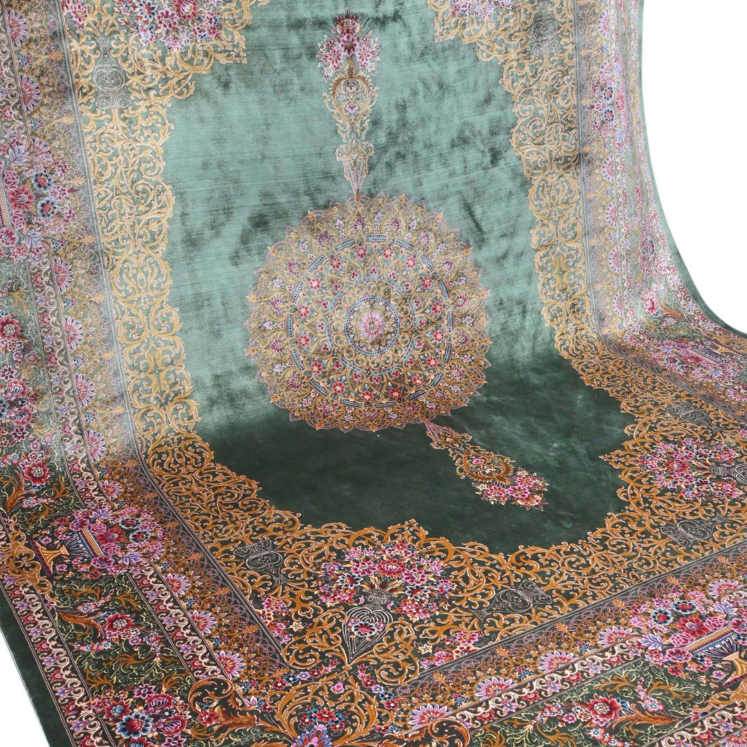Supreme Fine Persian Silk Rug 7x10 Ft