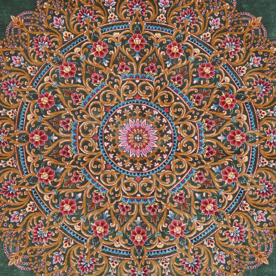 Supreme Fine Persian Silk Rug 7x10 Ft