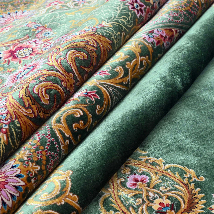 Supreme Fine Persian Silk Rug 7x10 Ft
