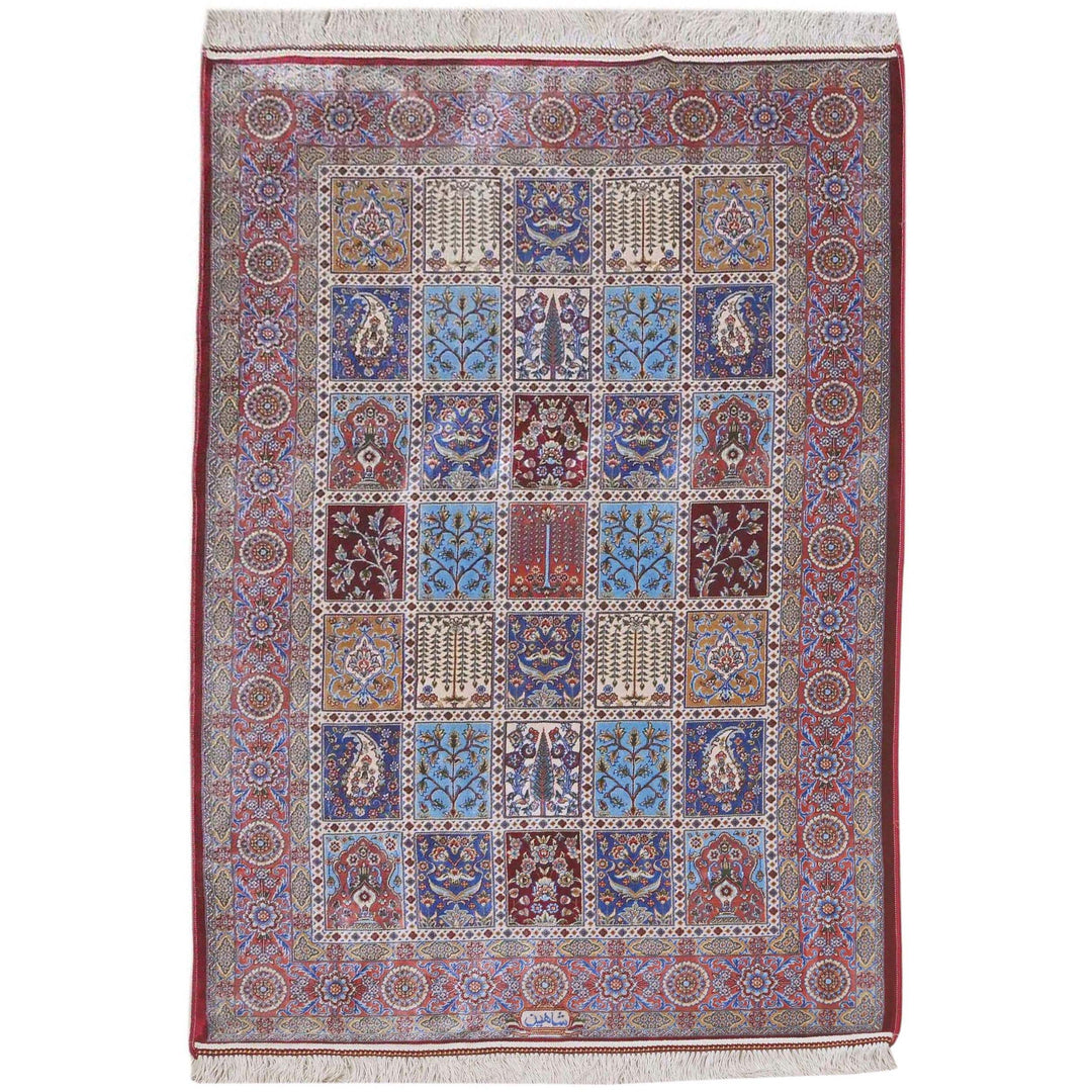 Supreme Fine Persian Silk Rug 2.5x4 Ft