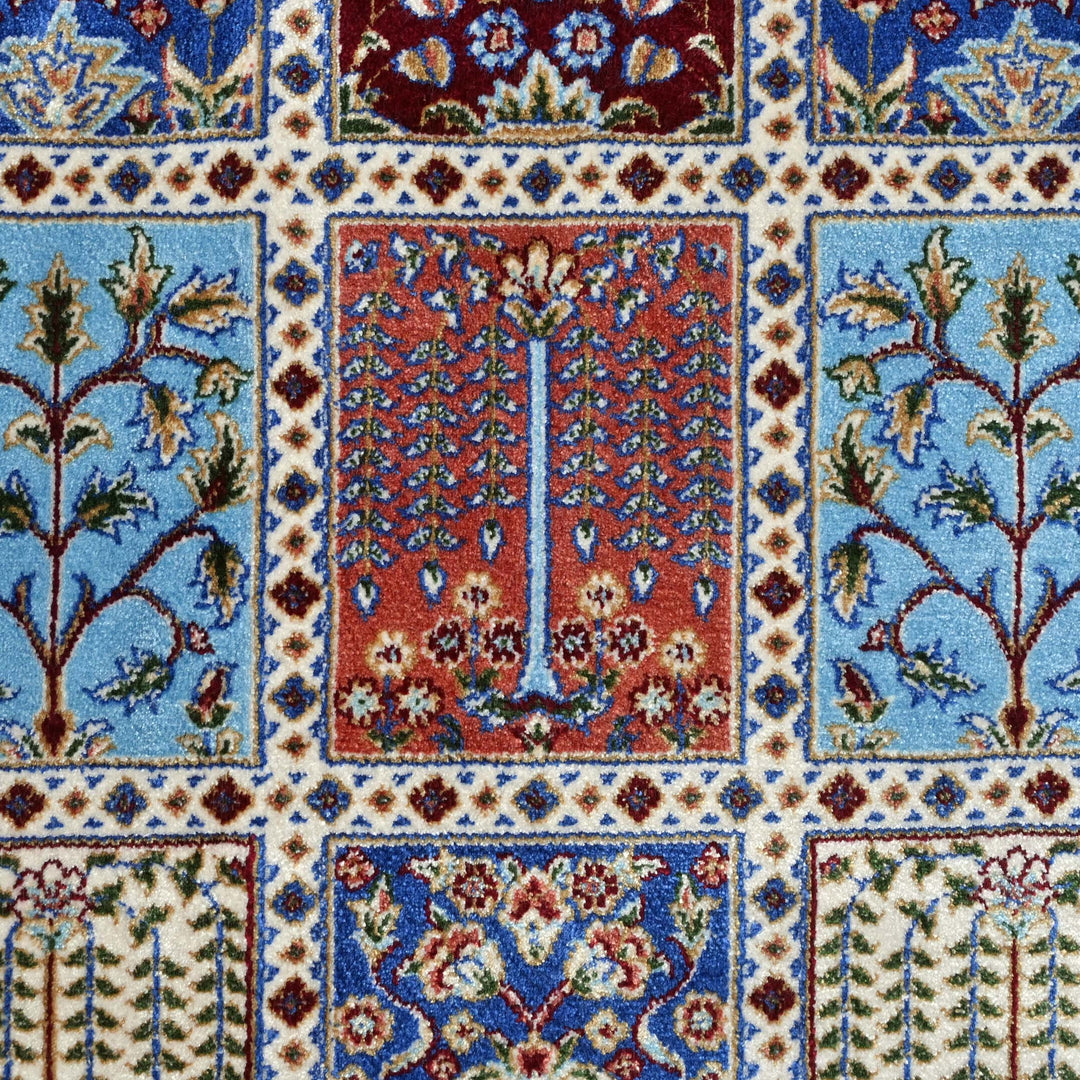 Supreme Fine Persian Silk Rug 2.5x4 Ft