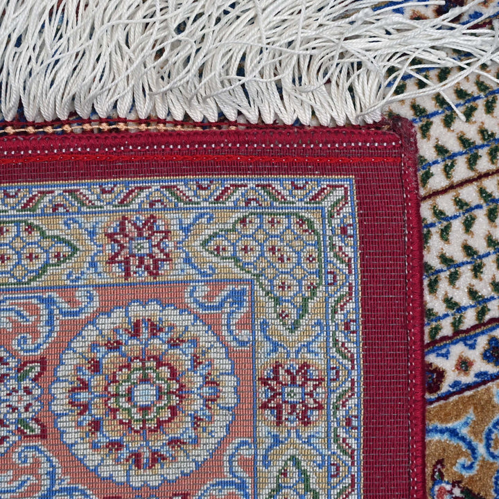Supreme Fine Persian Silk Rug 2.5x4 Ft
