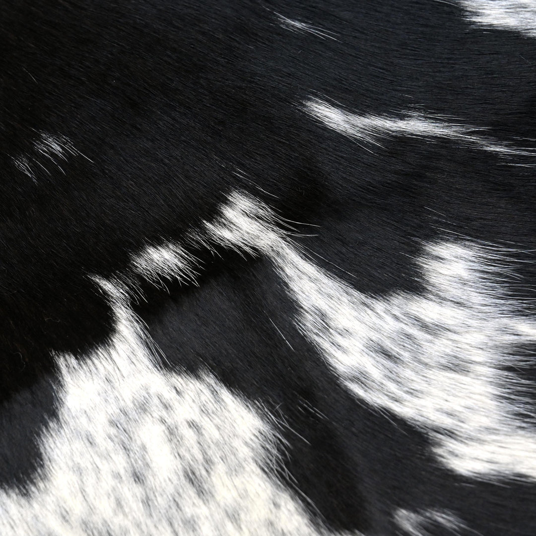 Black & White Cow hide Rug Cowhide 4.5X5 FT