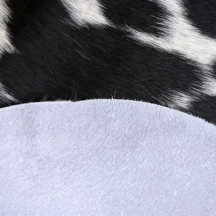 Black & White Cow hide Rug Cowhide 4.5X5 FT