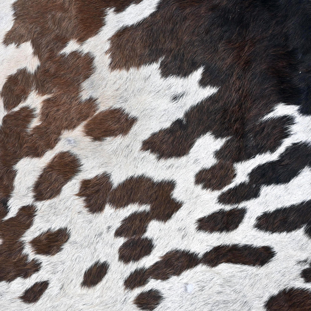 Tri-Colour Cow Hide 5.5X5.5 FT