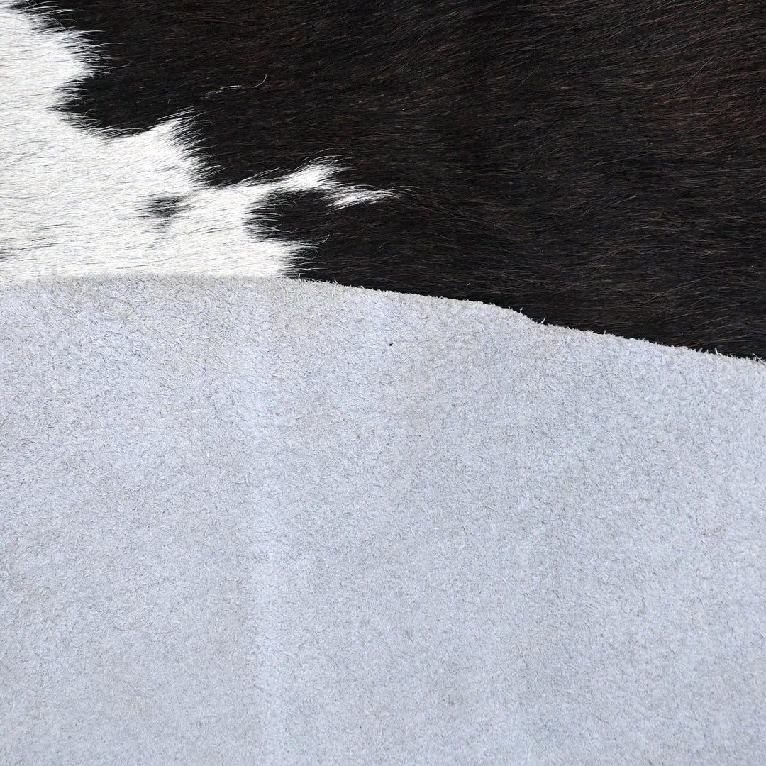 Tri-Colour Cow Hide 5.5X5.5 FT