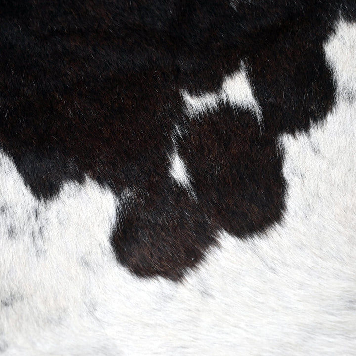 Black & White Spotted Cow Hide 5x5 FT