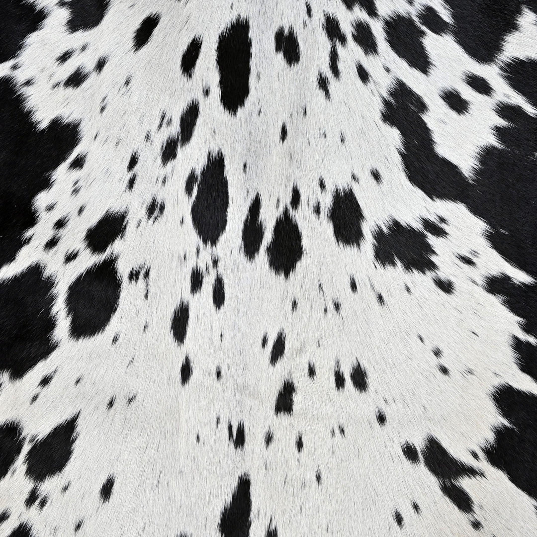 Tri-Colour Cow Hide 5.5X5.5 FT