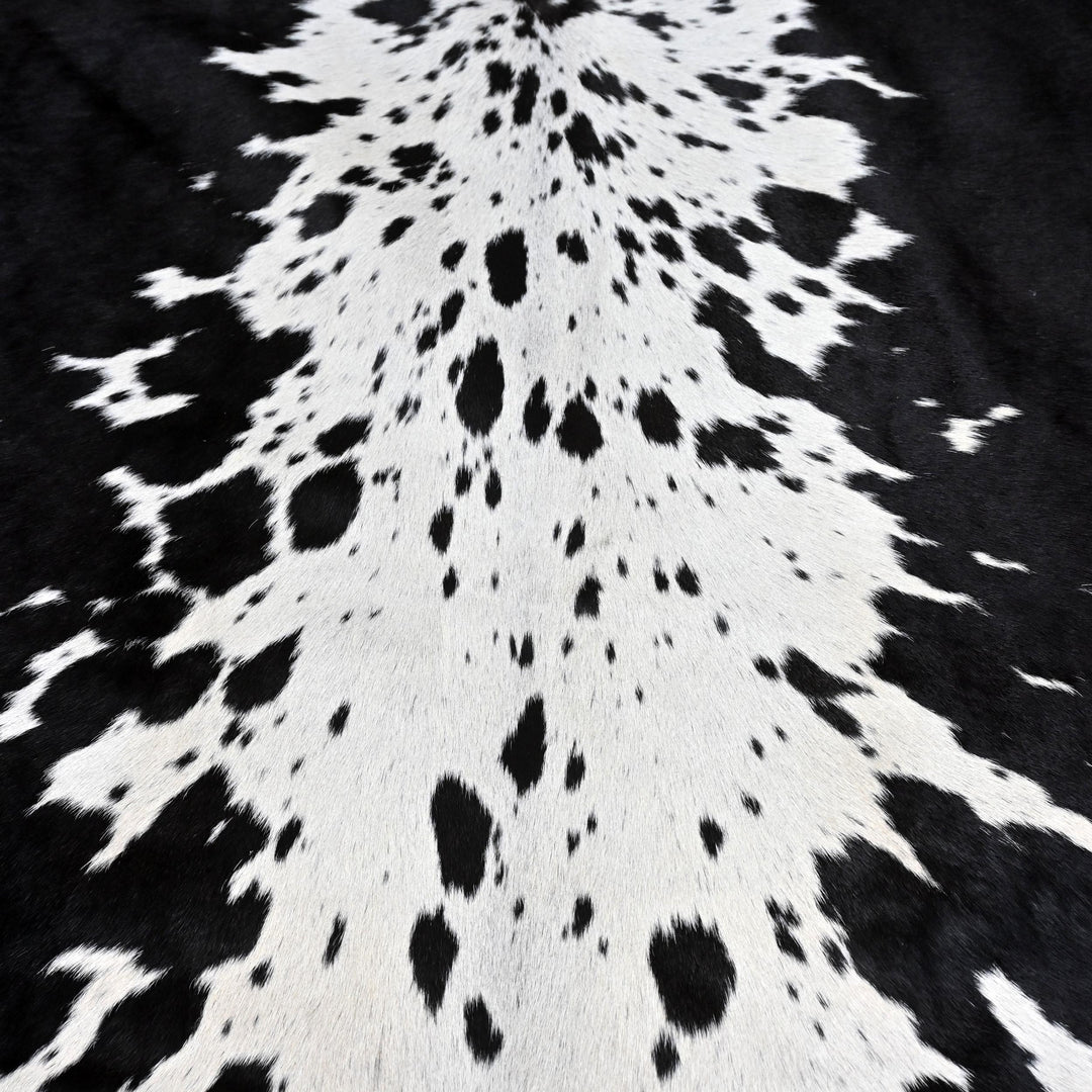 Tri-Colour Cow Hide 5.5X5.5 FT