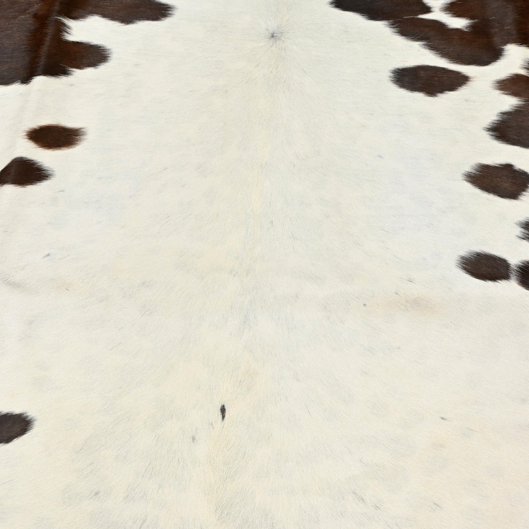 White&Brown Cow Hide 5.5X5.5 FT
