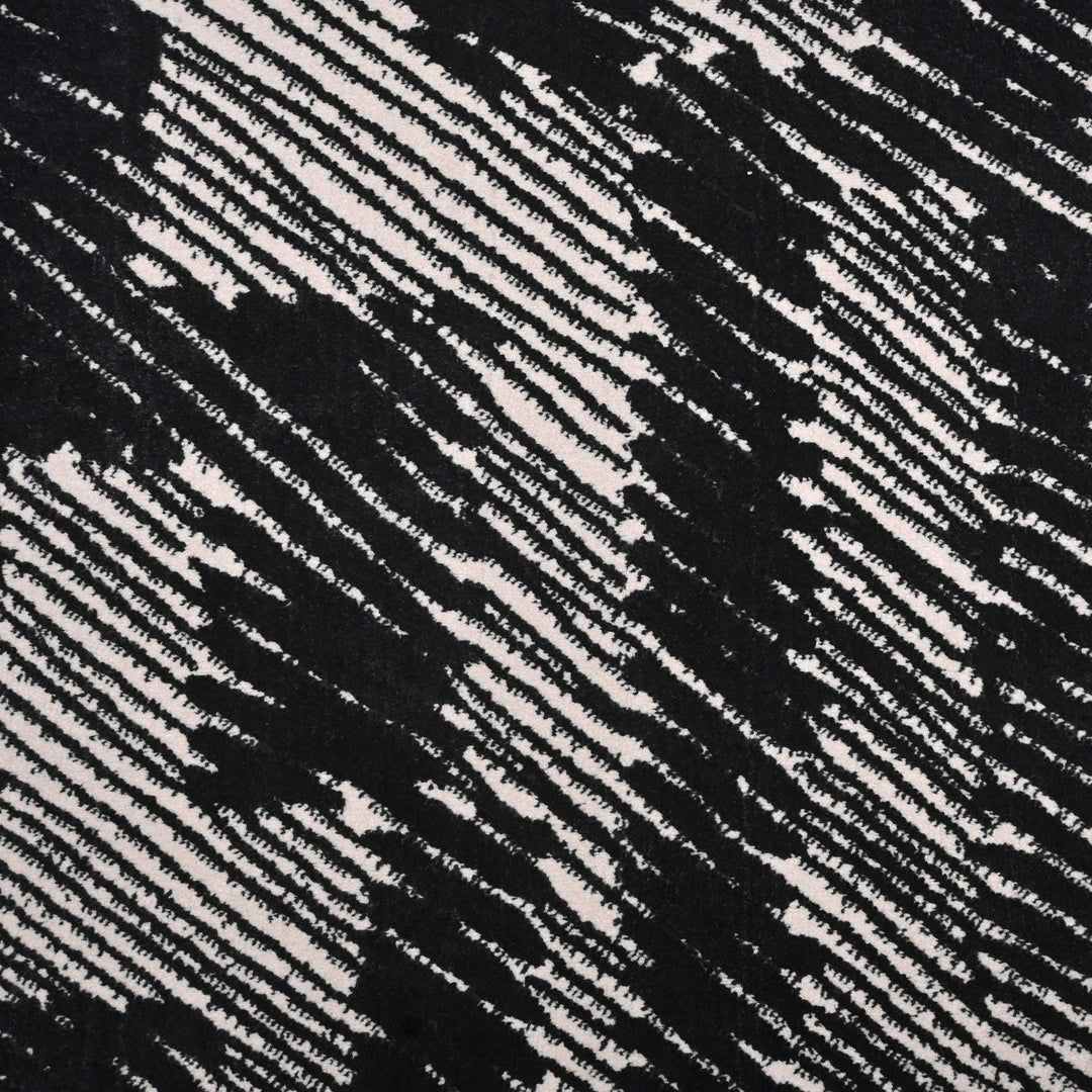 Black & Grey Geometric Turkish Rug 5X8 Ft