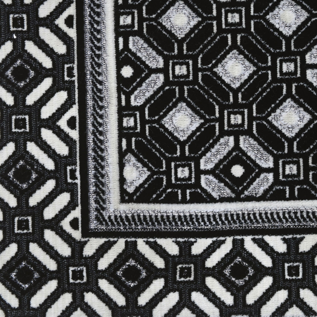 Black & White Turkish Prayer Rug 2.5x4 FT
