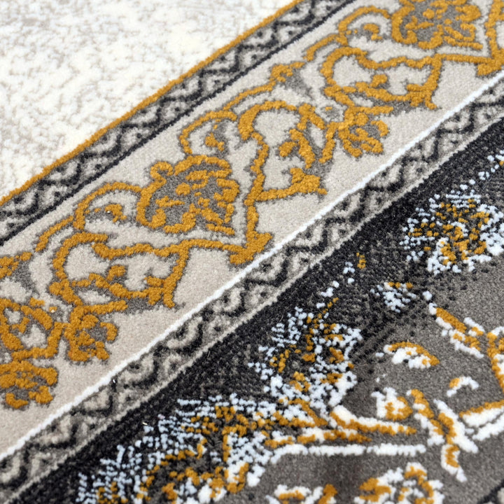 Gold & Off White Super Persian 5x8 FT