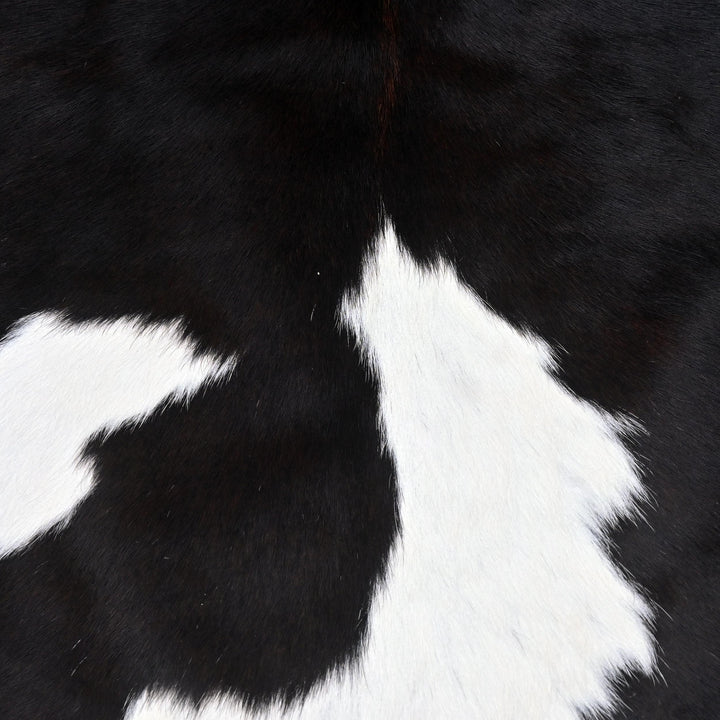 Black & White Cow Hide 5x5.5 FT