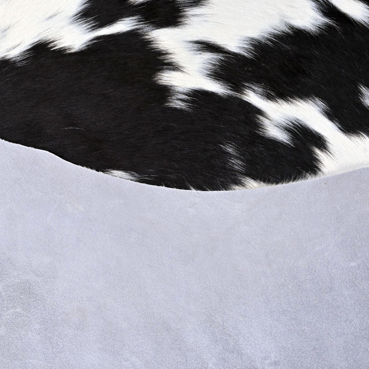 Black & White Spotted Cowhide 4.5X5 FT