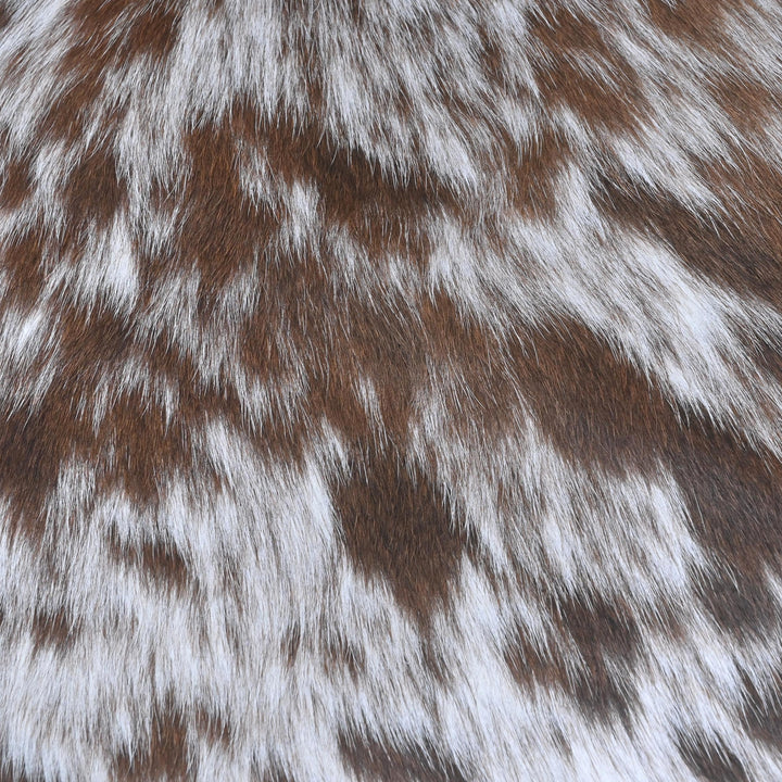 Tricolour Spotted Cowhide 4.5x4.5 FT