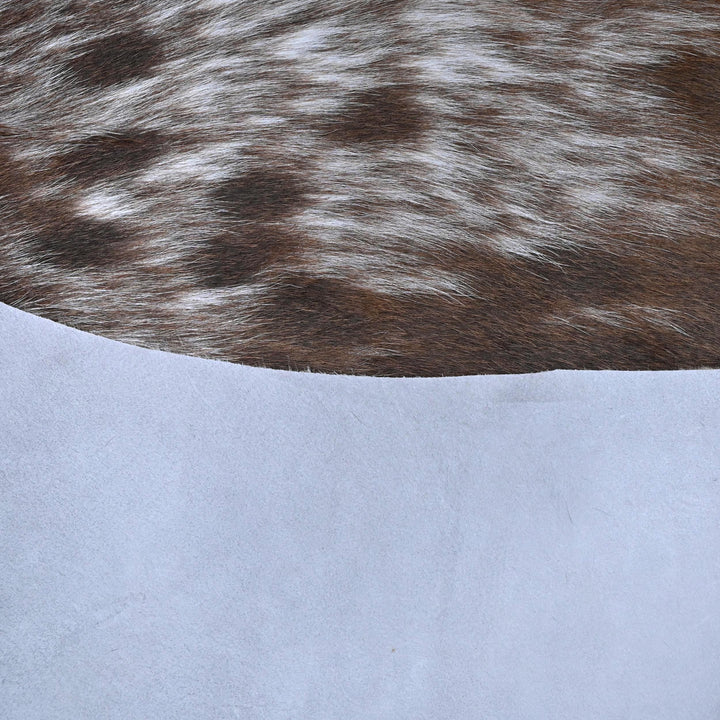 Tricolour Spotted Cowhide 4.5x4.5 FT