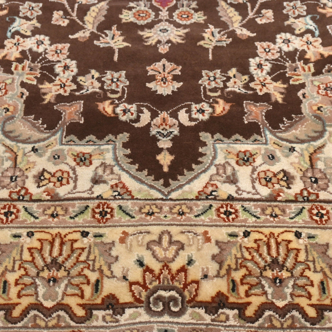 Hand Made Silk Rug 5X8 Ft