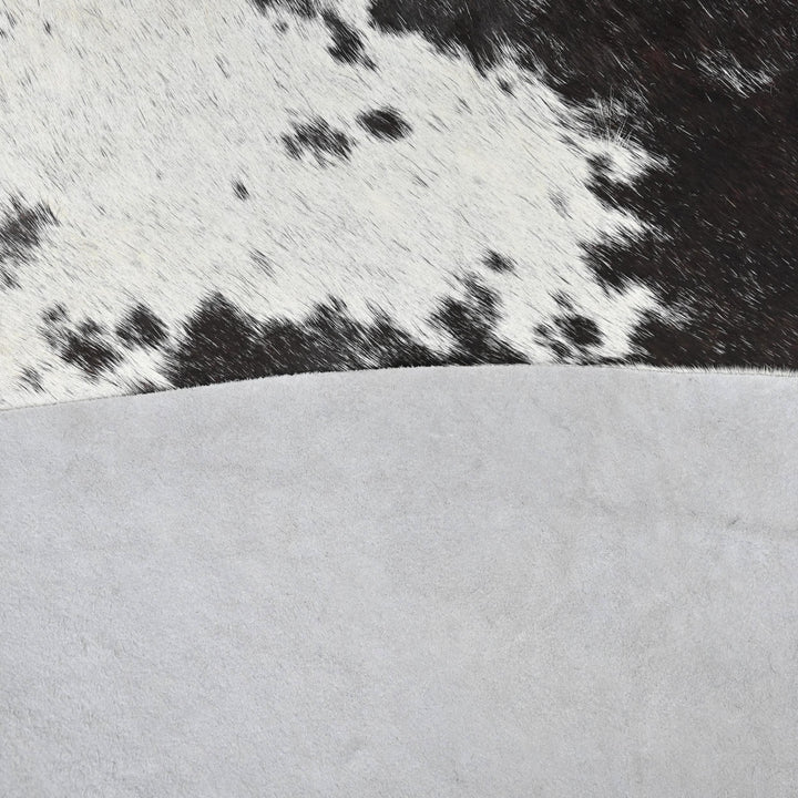 Tri-Colour Cow Hide 5.5X5.5 FT
