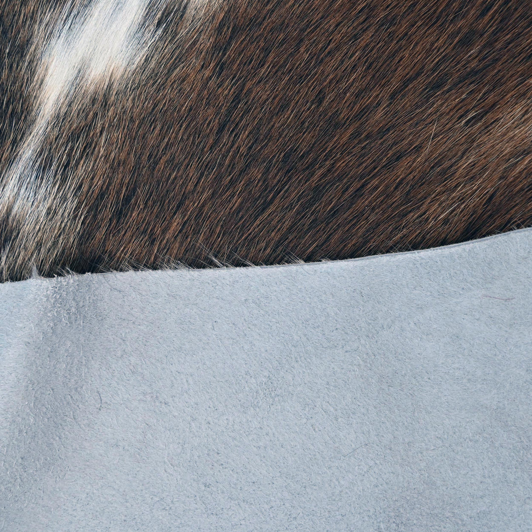 Speckled Tricolor Cowhide 4.5x4.5 FT