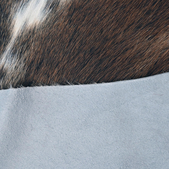 Speckled Tricolor Cowhide 4.5x4.5 FT