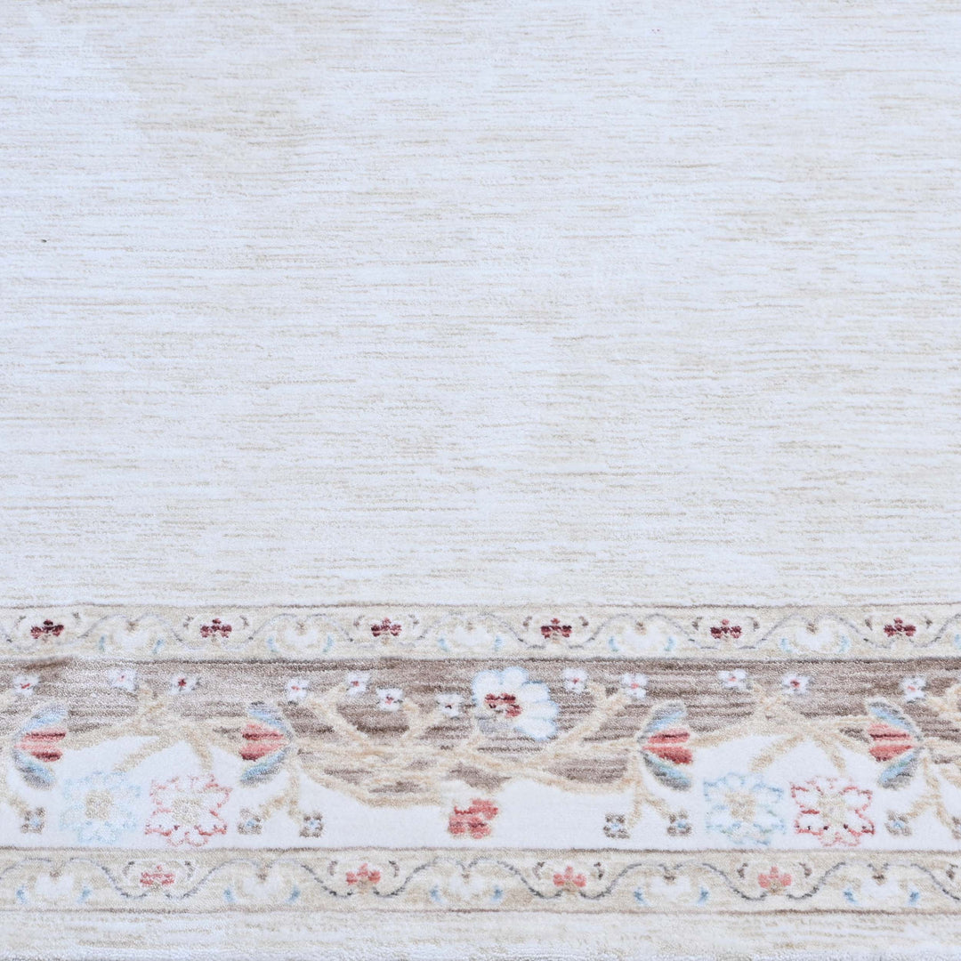 Off White Plain Turkish Rug 5X8 ft