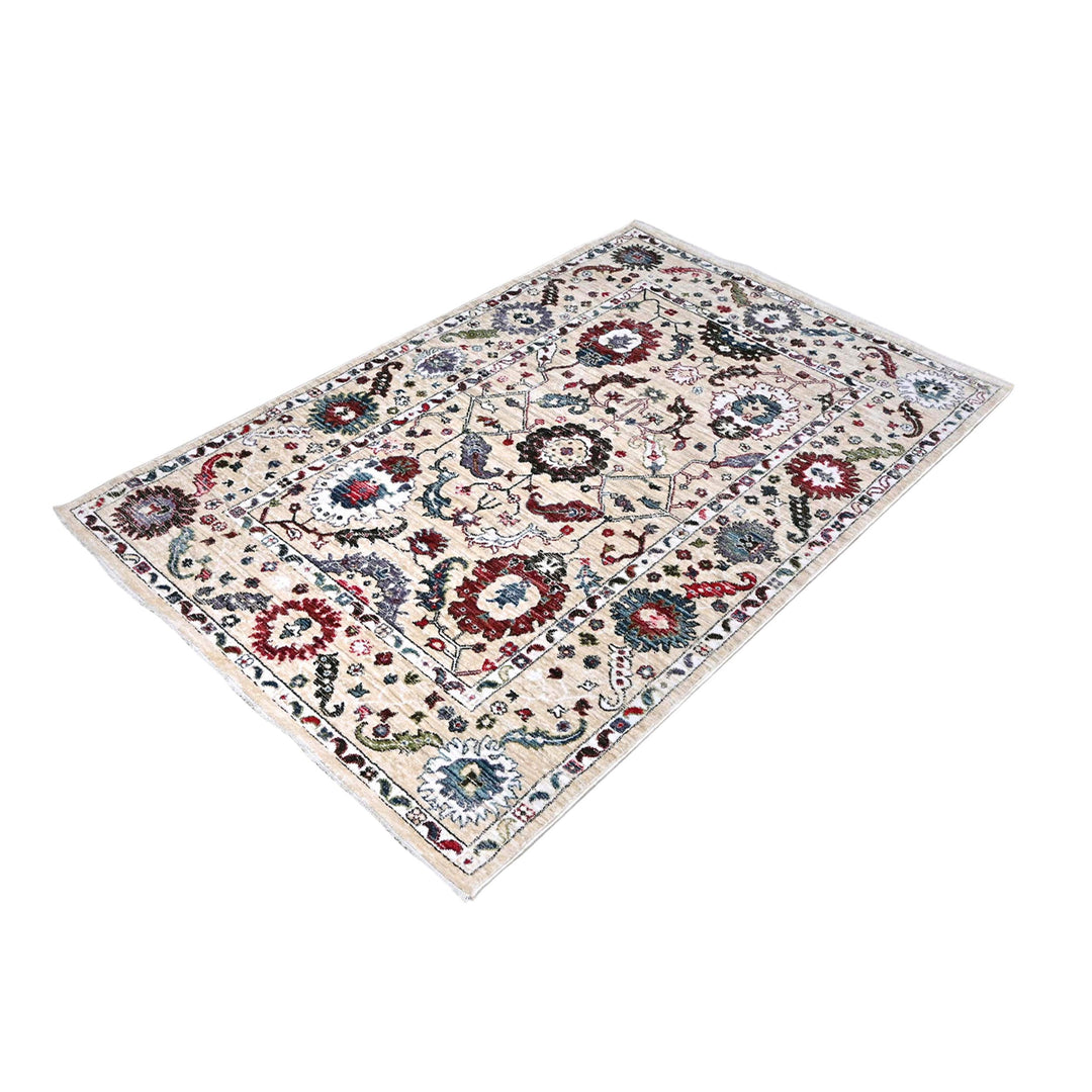 Beige Traditional Turkish Rug 4x6 Ft