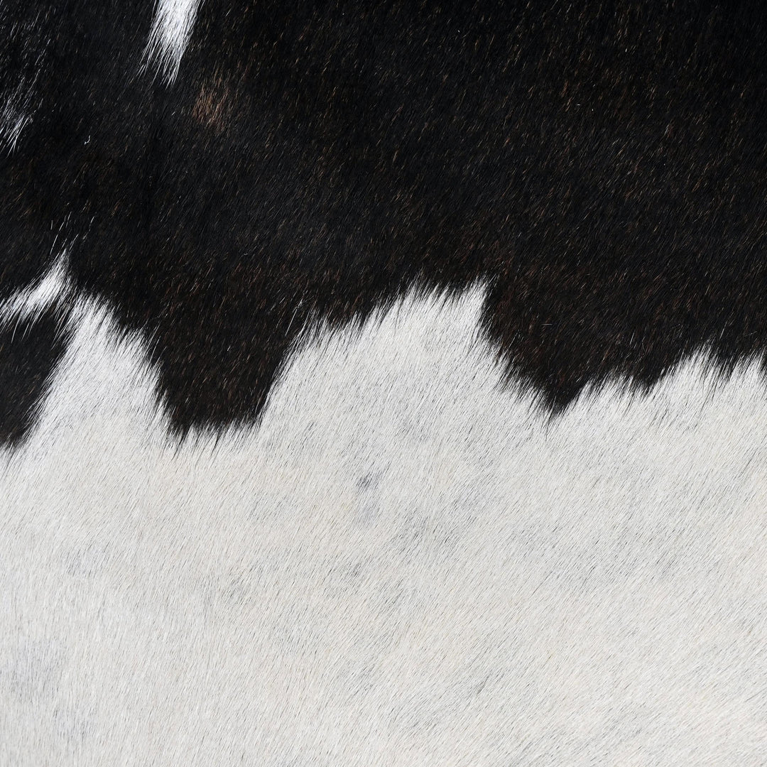Black & White Cow Hide 5x5.5 FT