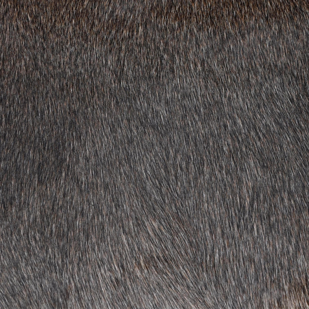 Warm Beige Cow Hide 5.5x5.5 FT