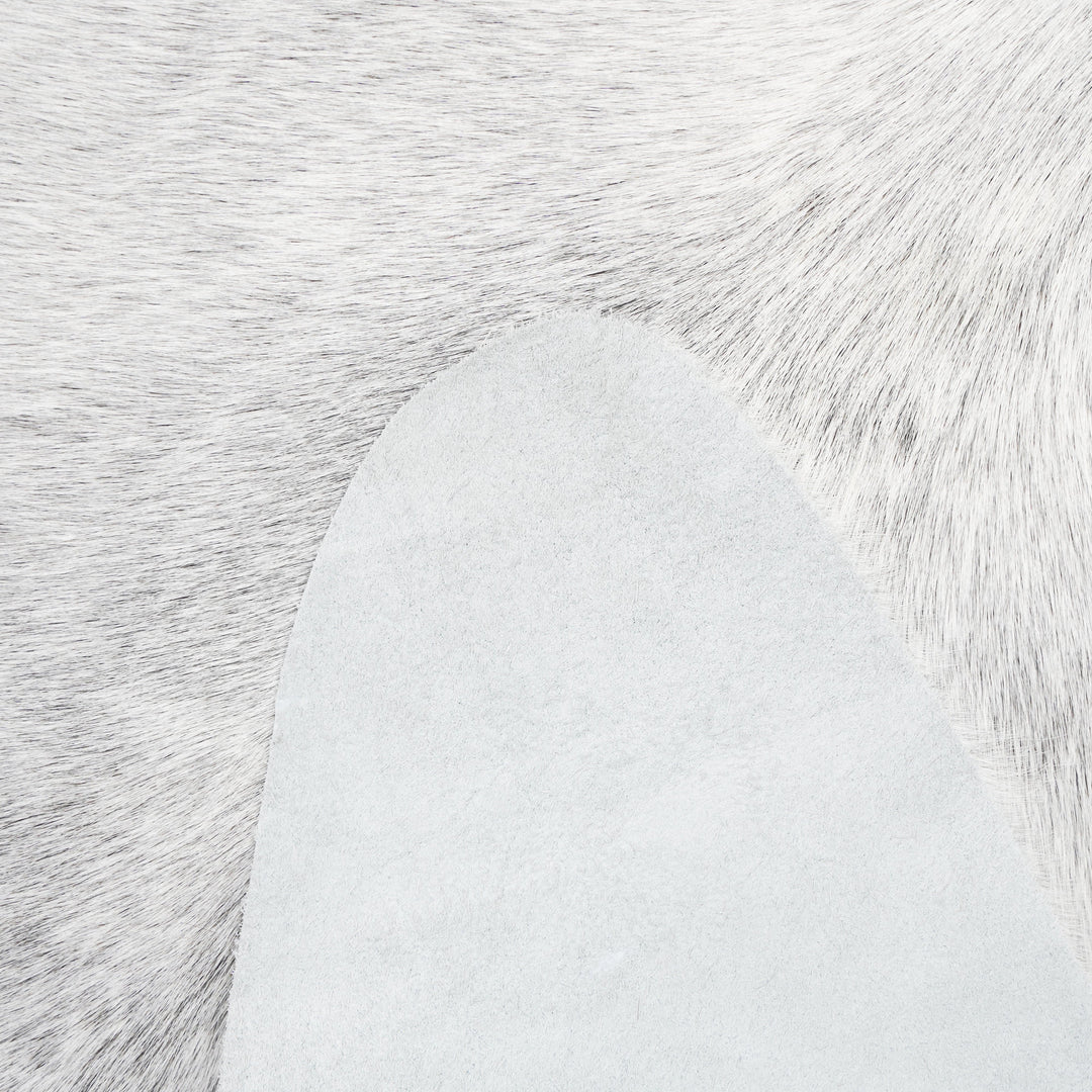 White&Grey Cow Hide 5.5x5.5 FT