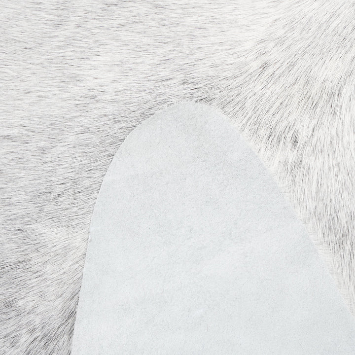 White&Grey Cow Hide 5.5x5.5 FT