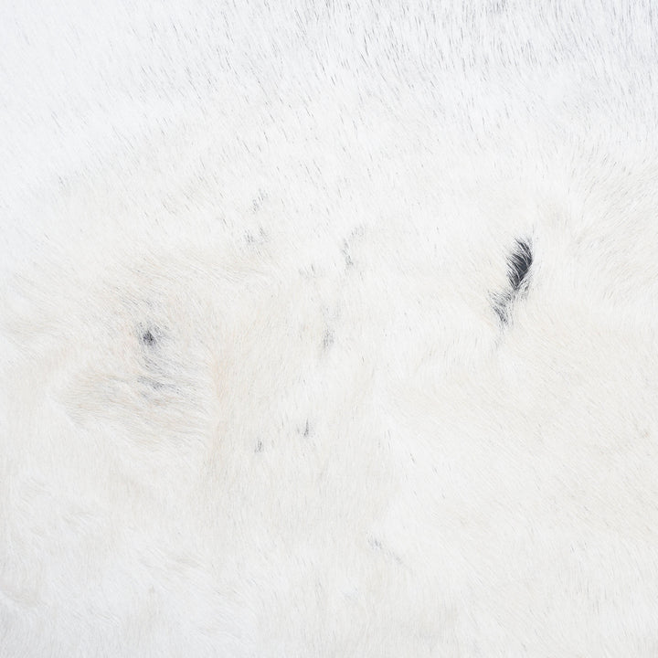 White&Grey Cow Hide 5.5x5.5 FT