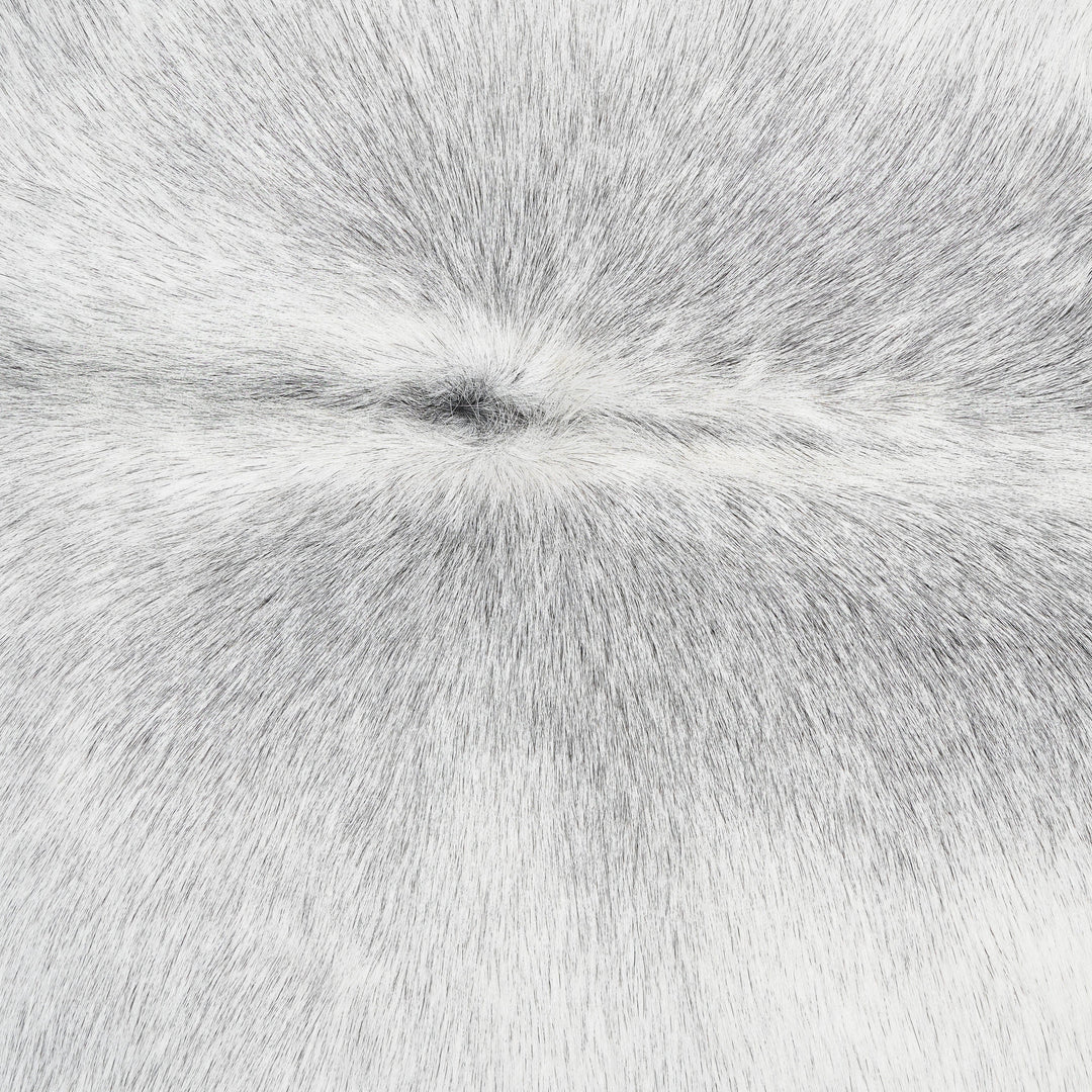 White&Grey Cow Hide 5.5x5.5 FT