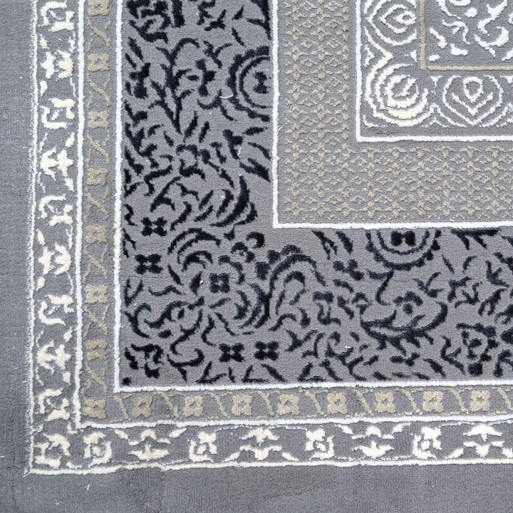 Silver & Grey Abstract Turkish Rug 7x10 FT